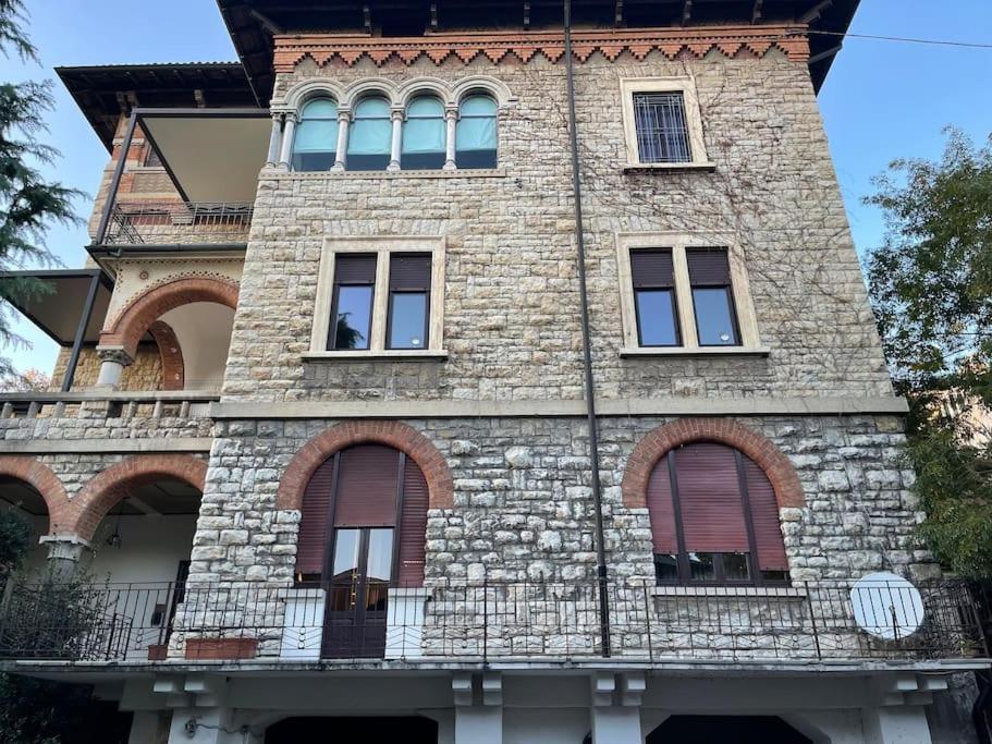 Bg Central President Suite Con Parcheggio - Vista Citta Alta Bergamo Exterior photo