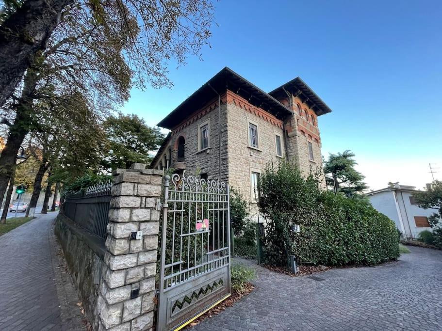 Bg Central President Suite Con Parcheggio - Vista Citta Alta Bergamo Exterior photo